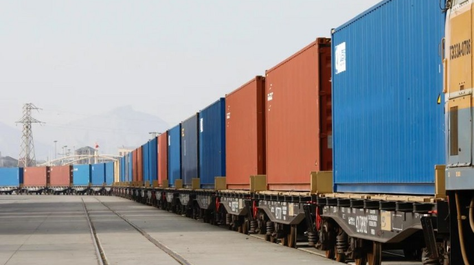 Gürcüstana ötən il dəmir yolu ilə daxil olmuş yüklərdə Azərbaycanın payı açıqlanıb