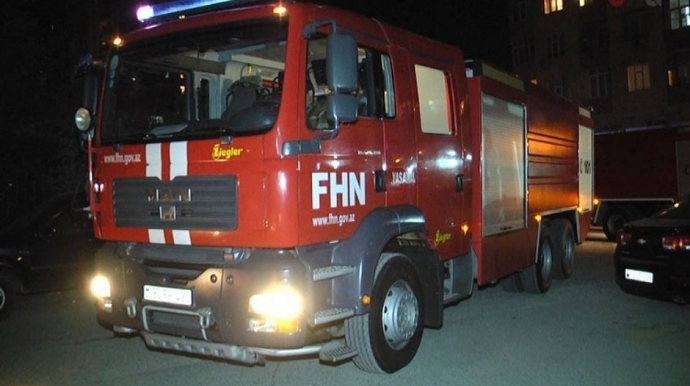 Yasamaldakı yanğında FHN-nin əməkdaşı ağır yaralanıb