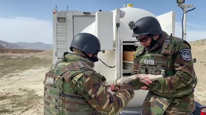 В Хызы обнаружен танковый снаряд - ВИДЕО