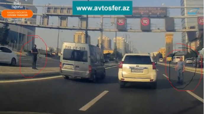 Bakıda özünü yola atıb sürücülərə təhlükə yaradan PİYADALAR - VİDEO