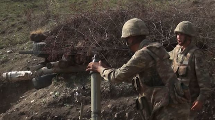 Tonaşendə erməni taboru mövqeləri qoyub qaçır - Rəsmi 