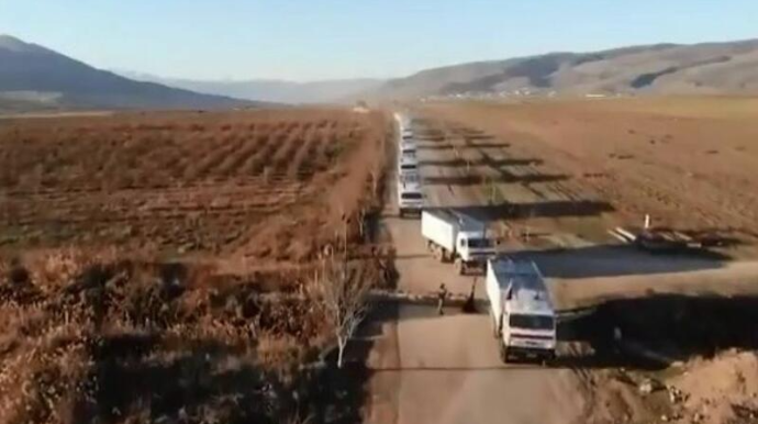 Российские миротворцы доставили в Кельбаджар очередной гуманитарный груз