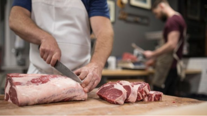 Xidmət haqları qaldırıldı, satıcılar fəaliyyətlərini dayandırıdı - ŞƏMKİRDƏ 