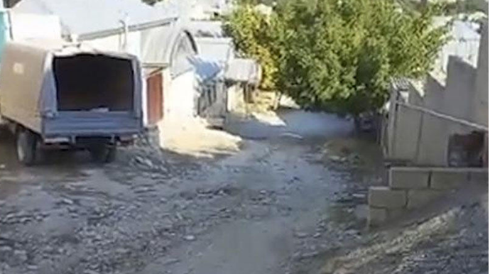 Şəhid adı daşıyan təmirsiz küçələr  - VİDEO