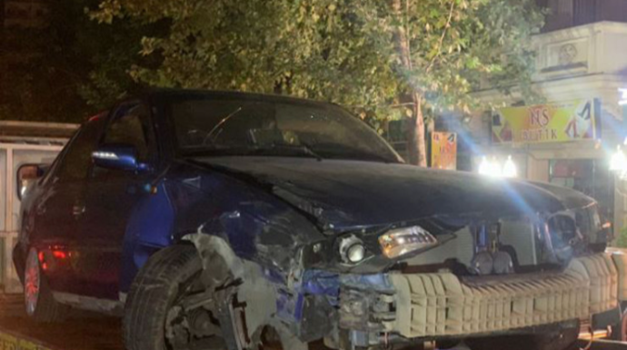 Yasamalda “VAZ-2107” 5 avtomobili yararsız hala saldı - FOTO -VİDEO 