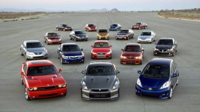 Центральный банк Азербайджана выставляет на продажу 22 машины 