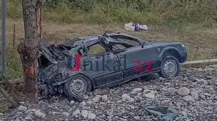 İsmayıllıda maşın aşdı, 1 nəfər yaralandı - VİDEO 