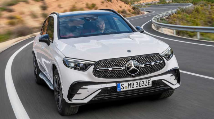 "Mercedes-Benz GLC" modelinin ikinci nəsli debüt edib   - FOTO