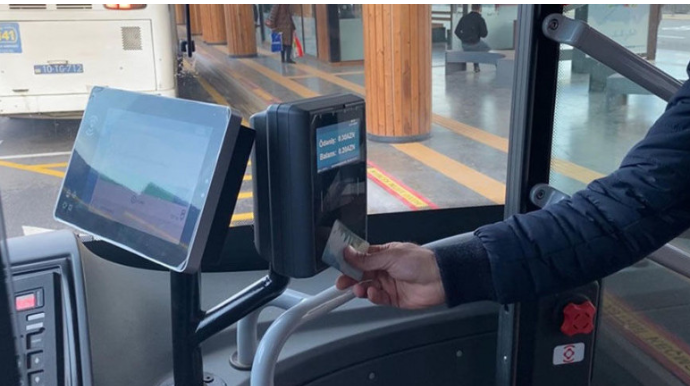 Bu avtobusda gedişhaqqı ucuzlaşdı  - VİDEO