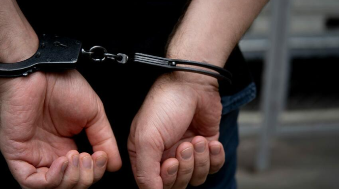 Bakıda marketdən oğurluq edən şəxs saxlanıldı 