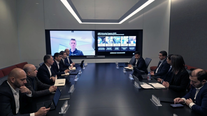 Азербайджан обсудил с AMD возможности сотрудничества в сфере ИИ - ФОТО