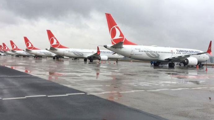 İstanbulda bəzi uçuşlar təxirə salındı