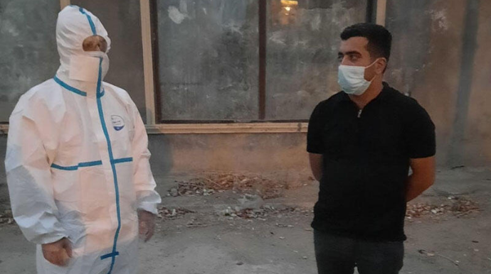 Evdən çıxan 2 koronavirus xəstəsi barəsində cinayət işi başlanılıb 