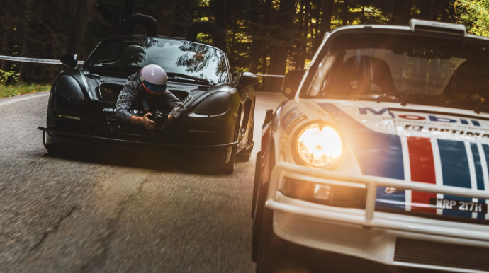 Televiziya əməkdaşları üçün xüsusi “Porsche" - FOTO