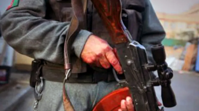 Polislərə bir gecədə 8 hücum olundu - 6 nəfər öldü 