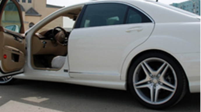 Əmisi ilə birgə maşını işlək vəziyyətdə qoyub yatdılar - İkisi də öldü 