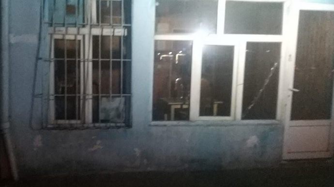 Bakıda kafedə gənc oğlan qətlə yetirilib   - FOTO - VİDEO