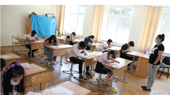 Bu gün 48 mindən çox şagird buraxılış imtahanı verəcək