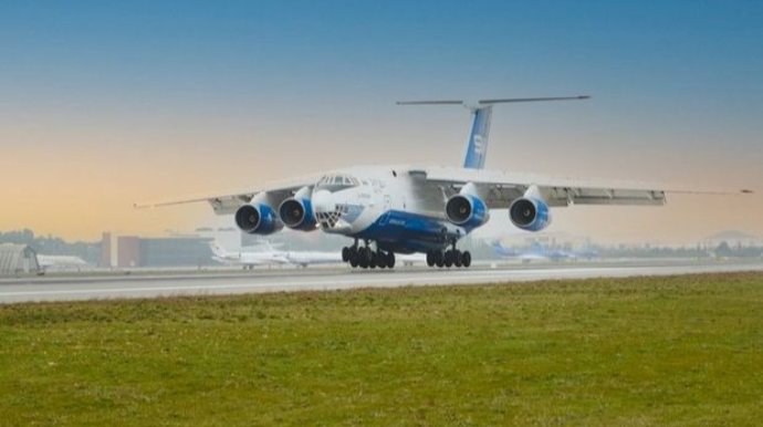 Almaniyada təcili eniş edən “Silk Way Airlines” təyyarəsi uçuşa hazırlaşır