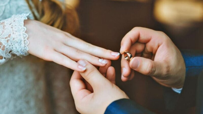 Goranboyda yetkinlik yaşına çatmayan qızın nişanı dayandırıldı 