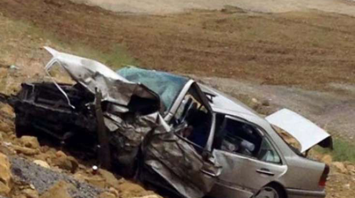 Culfada avtomobil dərəyə aşdı - Xəsarət alan var 