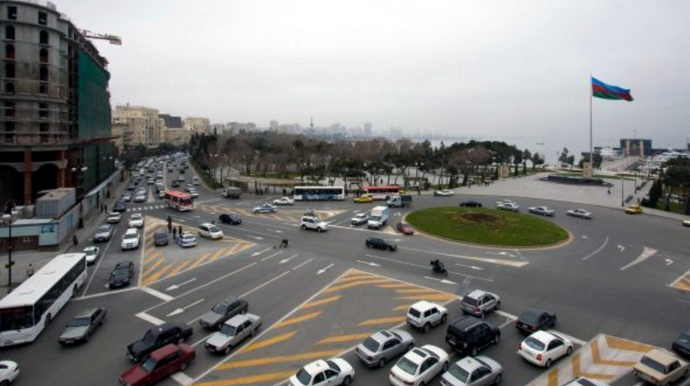 Sürücüləri çaşdıran problem -  Azneft dairəsində nələr düzgün edilmir? - VİDEO 