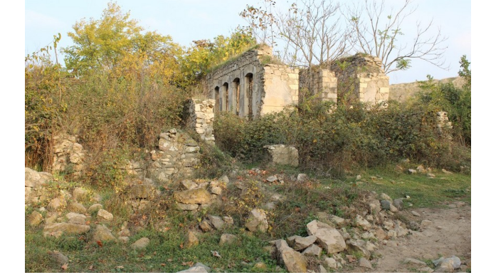 Министерство культуры: Армения полностью разрушила 28 памятников