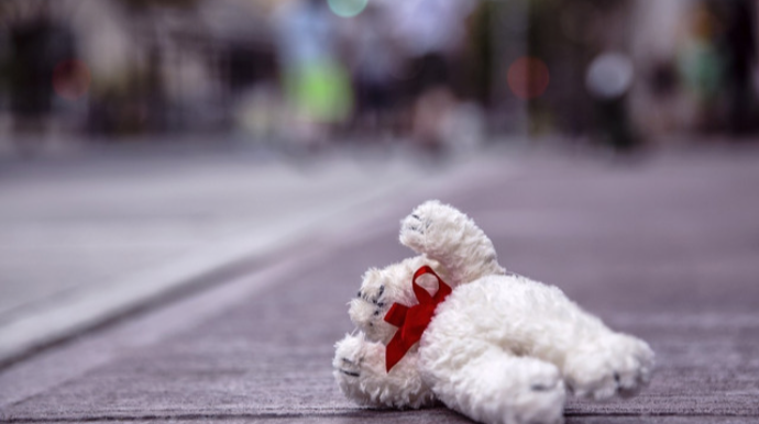 Neftçalada 2 yaşlı körpə yük avtomobilinin altında qalaraq ölüb