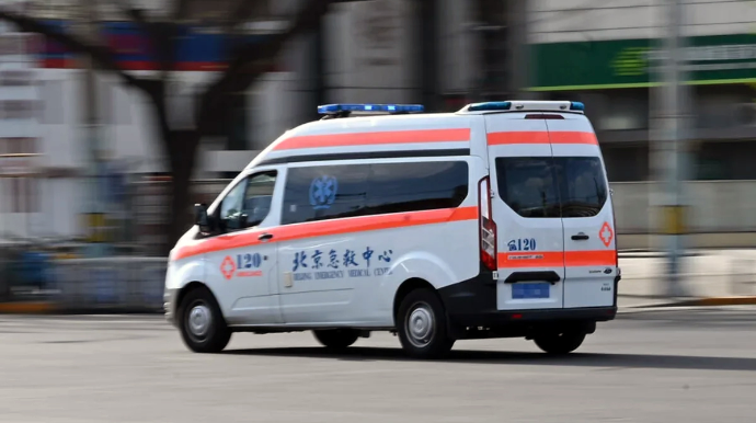 В Китае в ДТП с перегруженным автомобилем погибли восемь человек 