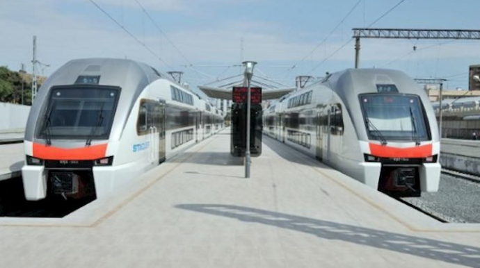 Bayram günlərində rayonlara əlavə qatar reysləri təşkil ediləcək - FOTO