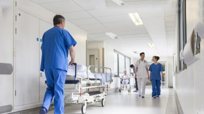 Qəzada xəsarət alan şəxs 23 gün sonra öldü 