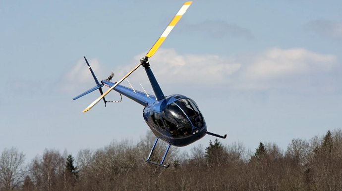 Helikopter təyyarəyə çırpılıb, xəsarət alanlar var 
