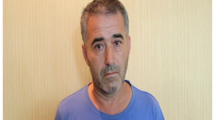 Narkotiki bankalara yığaraq zirzəmidə saxlayan şəxs saxlanılıb   - FOTO