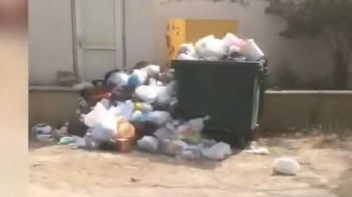 Bakıda poliklinikanın həyəti zibilliyə çevrilib  - FOTO - VİDEO