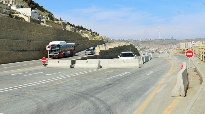 Sürücülərə sürüşmə təhlükəsi yaranan Bibiheybət yolu ilə bağlı ŞAD XƏBƏR 