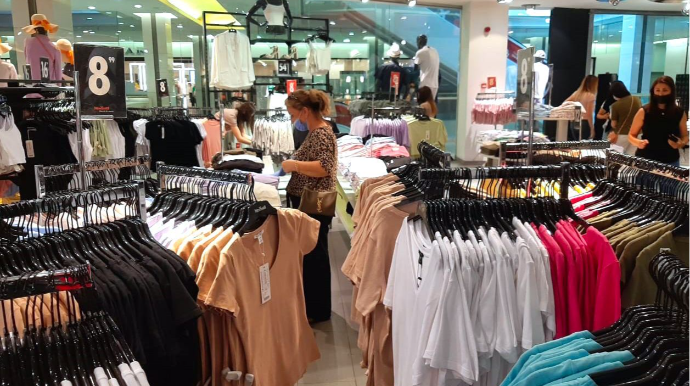 Bakıda əhalinin ticarət şəbəkələrində xərclədiyi pulun məbləği açıqlanıb