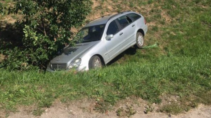 Şəmkirdə "Mercedes" aşdı, 3 nəfər xəsarət aldı 