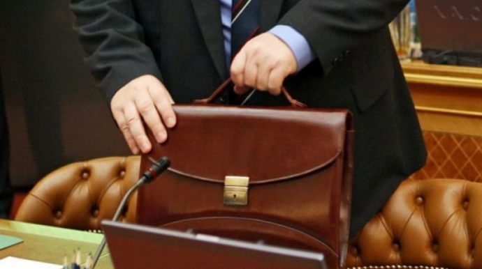 Gömrük generalı işdən çıxarıldı - FOTO 