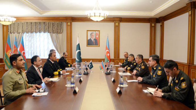 Zakir Həsənov pakistanlı admiralla görüşdü   - FOTO