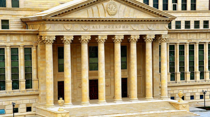 Vəsiyyətnamə yoxdursa, miras əmlak ögey övlada keçə bilməz - Ali Məhkəmə