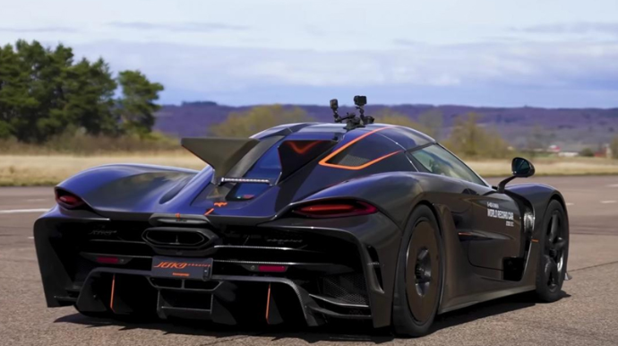 Dünyanın ən sürətli avtomobilləri - Saatda 500 km ... - TOP-10 