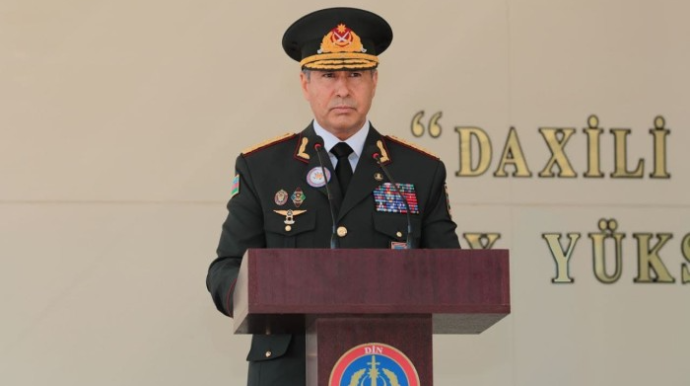 Vilayət Eyvazov general-mayoru təqaüdə göndərdi  - Avtosfer.az