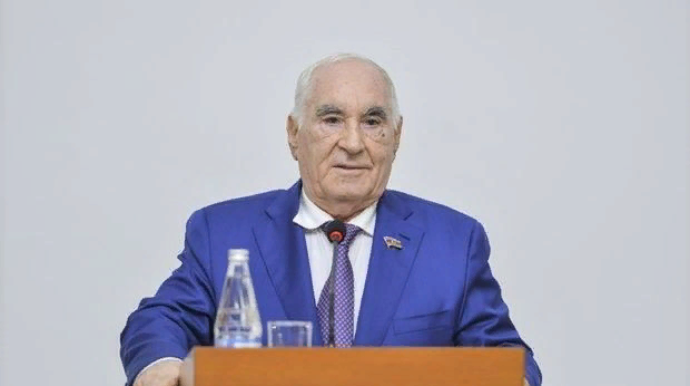 Fəttah Heydərov vəfat etdi