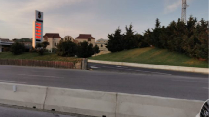 Qaradağda 13 avtomobilin əzildiyi yerə beton düzüldü - FOTO 