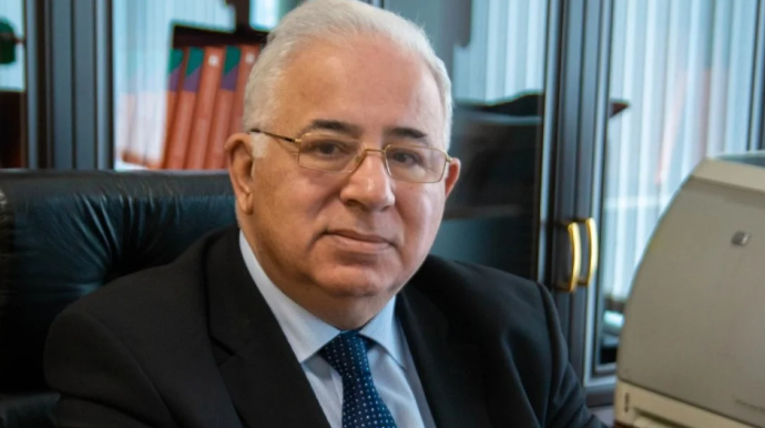 Putin azərbaycanlı alimi təltif etdi 