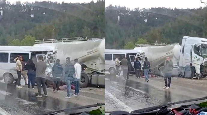 Mikroavtobusla TIR toqquşub - 7 ölü, 7 yaralı var 