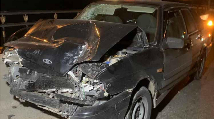 Yevlaxda 2 avtomobil toqquşub, xəsarət alanlar var  