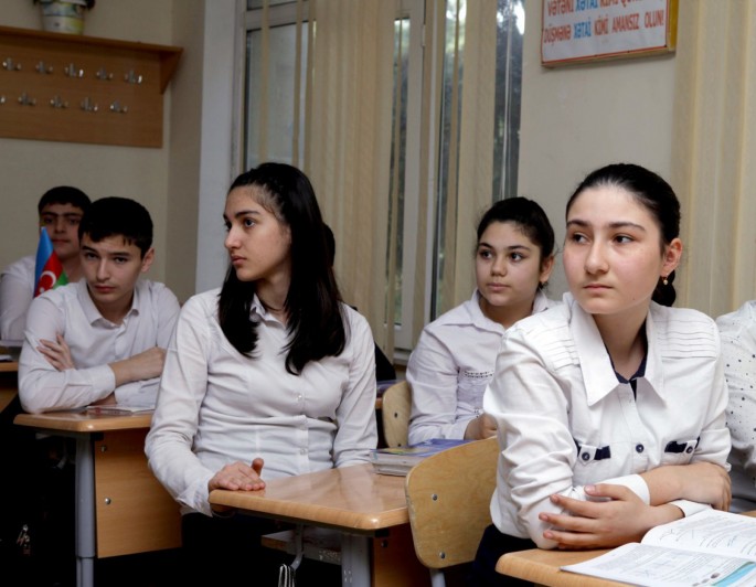 Bu gün 40 min şagird imtahan verəcək