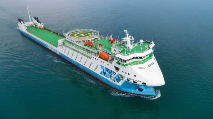 “Zərifə Əliyeva” gəmi-bərəsi ilə 332 səfər həyata keçirilib - VİDEO 