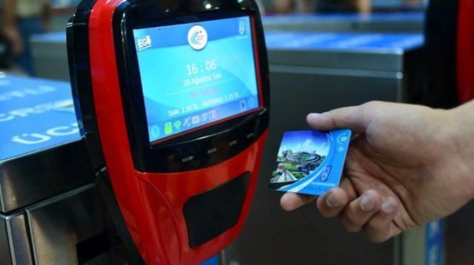 “BakıKarta” keçidi gecikdirənlərə qarşı ciddi tədbirlər görüləcək - Vüsal Kərimli 